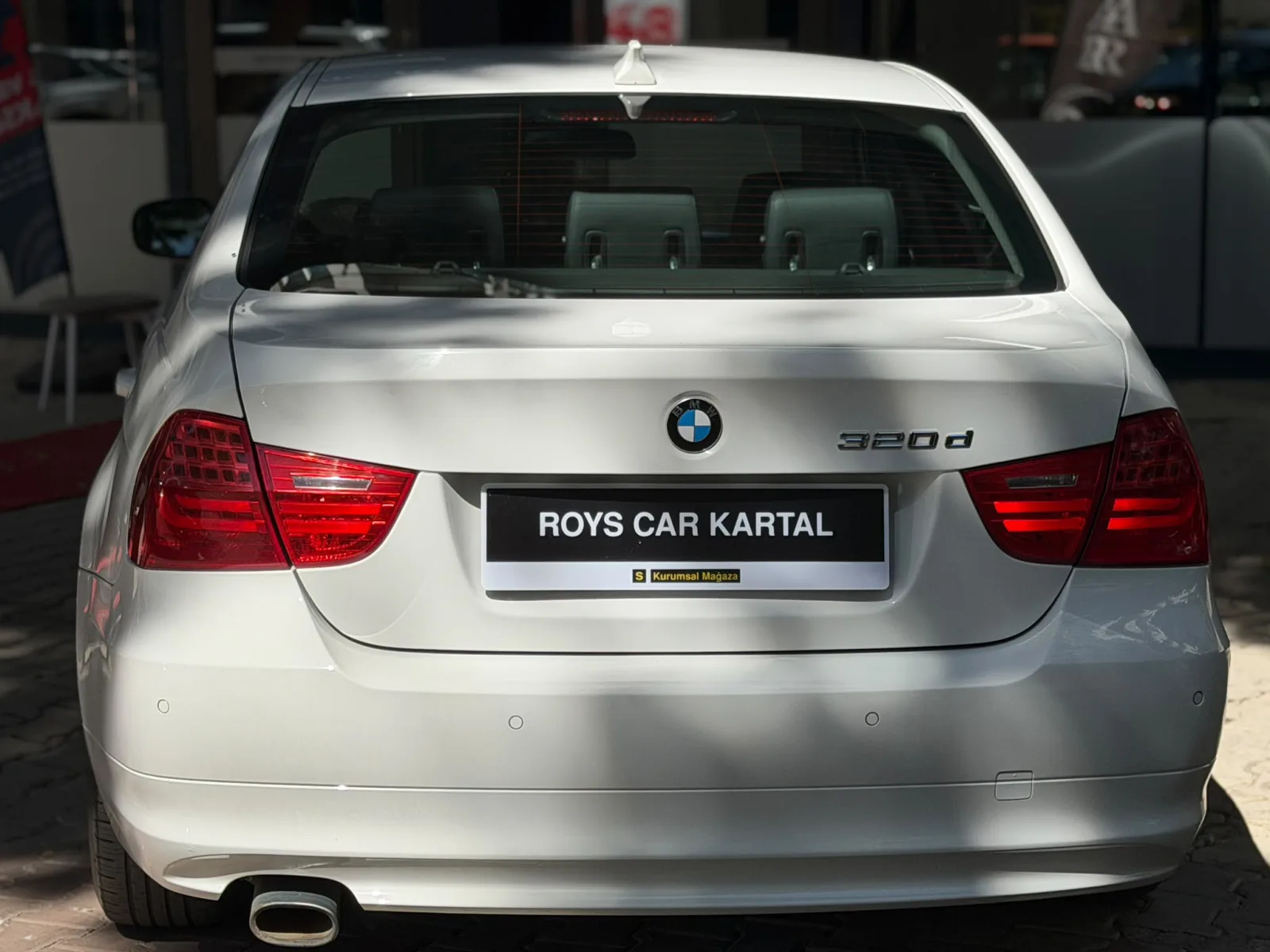 BMW 320d xDrive Comfort — fotoğraf 2